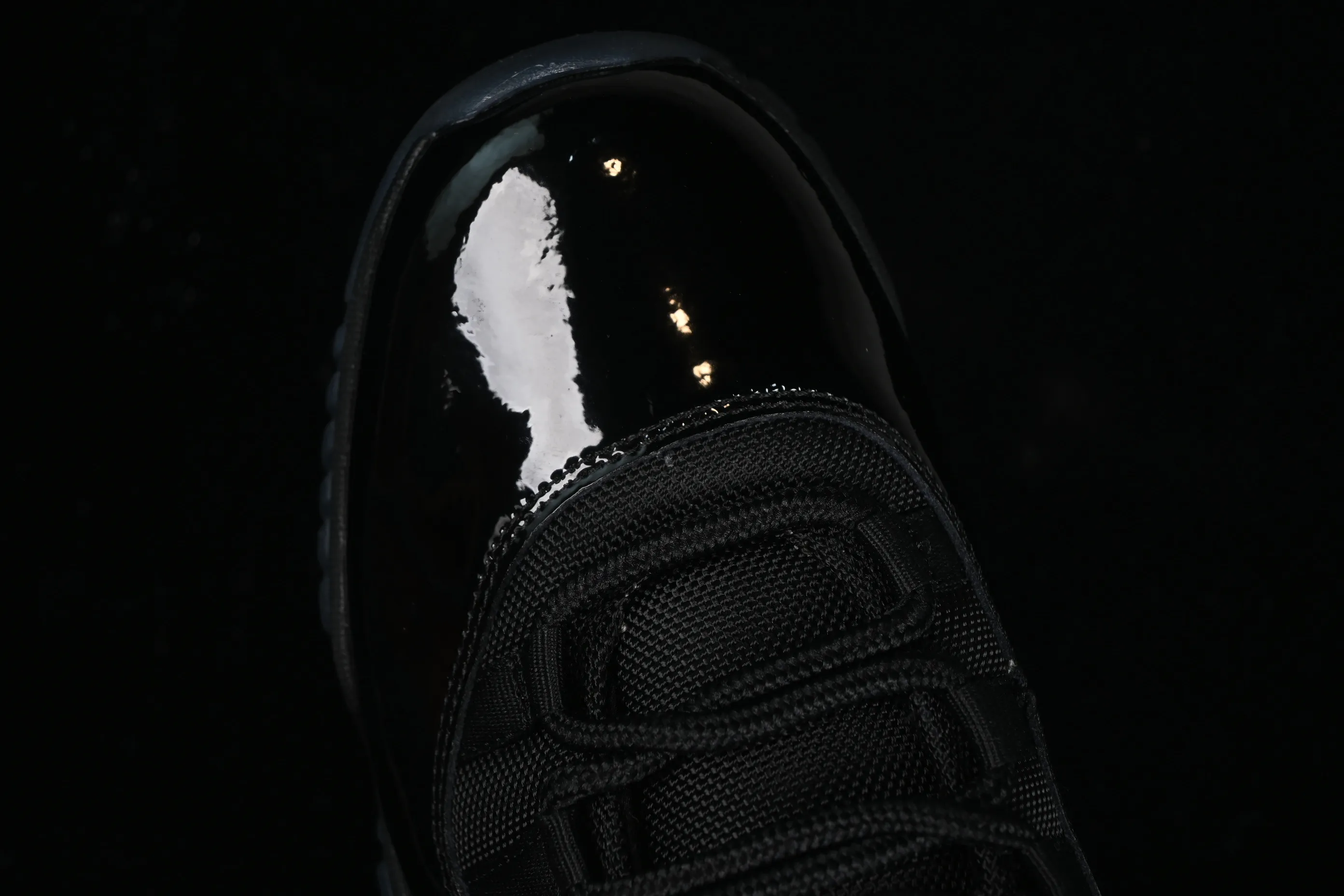 All categories Air Jordan Jordan series basketball shoes Air Jordan 11 Air Jordan 11 Retro AJ11 Joe 11 Black Warrior high-top basketball shoes C378037-006